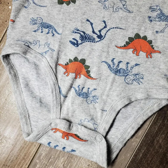 Carter's Size 24m Gray 100% Cotton Dino Dinosaur One Piece Bodysuit NWOT - Picture 8 of 10